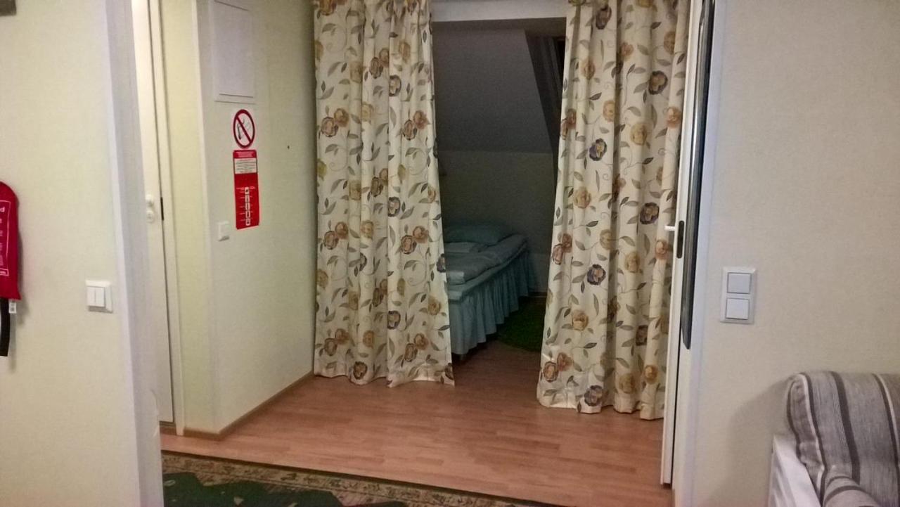 Marent Apartments Salo  Eksteriør billede
